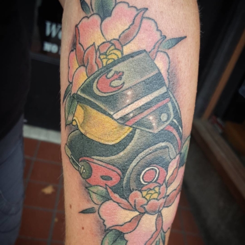 Star Trek thing I made today. Thanks Beth! #jkitsstarwars. #starwars #starwarstattoo #poedameron #poedamerontattoo