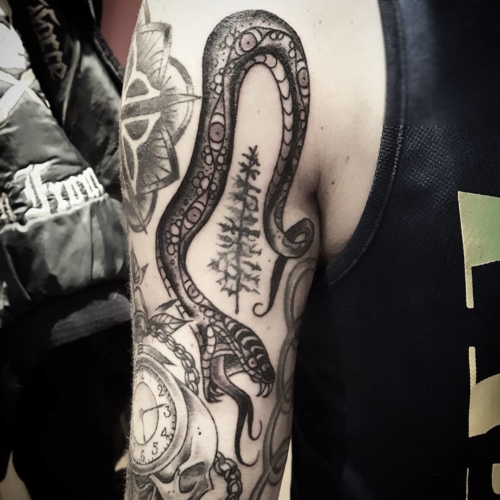 Drawn on snake filler. Thanks Aaron!