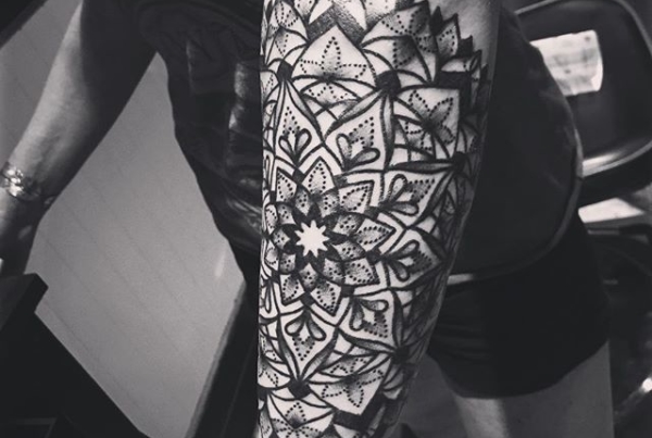 Finished this on @kkaytib 🙌🏼#smokemdead #steadfasttattoo
.
.
.
.
.
((¥))
#mandalatattoo #tattoos #btattooing #blackworkerssubmission #iblackwork #blackwork #blackworkers #inkstinctsubmission #blacktraditionals #BLACKTATTOOMAG #blxckink #tttism #TTTpublishing #greatattoo #blackflashwork #TattooLife #darkartists #blackworkershero #wiilsubmission #traditionaltattoo #onlythedarkest #blackandgrey #occultarcana #tattoolife #oldlines #TAOT #nowash