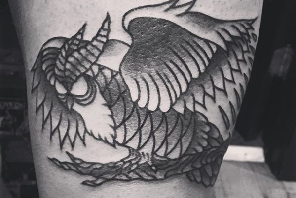 Recreated an old design I drew for Beau✊🏼#smokemdead #steadfasttattoo
.
.
.
.
.
((¥))
#owltattoo #tattoos #btattooing #blackworkerssubmission #iblackwork #blackwork #blackworkers #inkstinctsubmission #blacktraditionals #BLACKTATTOOMAG #blxckink #tttism #TTTpublishing #greatattoo #blackflashwork #TattooLife #darkartists #blackworkershero #wiilsubmission #traditionaltattoo #onlythedarkest #blackandgrey #occultarcana #tattoolife #oldlines #TAOT #nowash