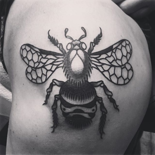 Been super busy and haven’t been using/posting much on here but here’s an awesome bee on @kennedy.cottrell 🐝#smokemdead #steadfasttattoo
.
.
.
.
.
((¥))
#beetattoo #tattoos #btattooing #blackworkerssubmission #iblackwork #blackwork #blackworkers #inkstinctsubmission #blacktraditionals #BLACKTATTOOMAG #blxckink #tttism #TTTpublishing #greatattoo #blackflashwork #TattooLife #darkartists #blackworkershero #wiilsubmission #traditionaltattoo #onlythedarkest #blackandgrey #occultarcana #tattoolife #oldlines #TAOT #nowash