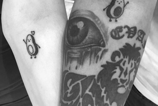 the cutest lil avocado tattoos for the cutest couple ever! Thank you so much 🖤🖤🖤 .
.
.
.
#tattoo #blackworktattoo #inkstinct #blackwork #blxckink #btattooing #blkttt #blackworkers #waverlyink #tttism #rochesterny #rochestertattoo #ladytattooer #tattoodo #workhorseirons #steadfast #onlythedarkest #foxtailtattoos #inkwork #linework #whipshaded #tradworkers #boldtattoo #blackworkartists #valentinesdaytattoo #valentinetattoo #avocadotattoo