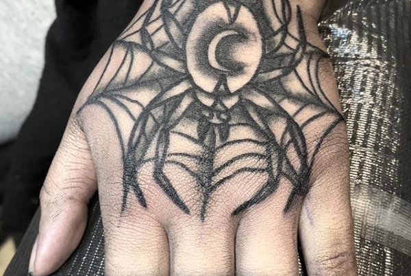 not the best photo but I had so much fun with this walk in! Thanks so much 🕷 .
.
.
.
#tattoo #blackworktattoo #inkstinct #blackwork #blxckink #btattooing #blkttt #blackworkers #waverlyink #tttism #rochesterny #rochestertattoo #ladytattooer #tattoodo #workhorseirons #steadfast #onlythedarkest #foxtailtattoos #inkwork #linework #whipshaded #tradworkers #boldtattoo #blackworkartists #handtattoo #spidertattoo