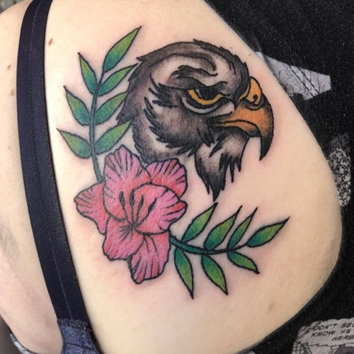 Hawk for Beth! Thank you so much🌺.
.
.
.
#tattoo #inkstinct #btattooing #blkttt #blackworkers #waverlyink #tttism #rochesterny #flashworkers #rochestertattoo #ladytattooer #tattoodo #workhorseirons #steadfast #onlythedarkest #foxtailtattoos #inkwork #linework #whipshaded #tradworkers #boldtattoo #blackworkartists #blackclawneedles #luckysupply #kingpintattoo #hawktattoo #colortattoo