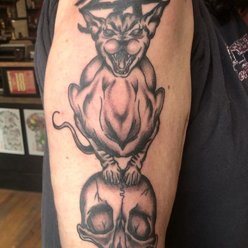 Finished this evil Sphynx kitty today! Thank you so much Stacey! .
.
.
.
#tattoo #blackworktattoo #inkstinct #blackwork #blxckink #blackink #btattooing #blkttt #blackworkers #waverlyink #tttism #rochesterny #flashworkers #rochestertattoo #ladytattooer #tattoodo #workhorseirons #steadfast #onlythedarkest #foxtailtattoos #inkwork #linework #whipshaded #tradworkers #boldtattoo #blackworkartists #blackclawneedles