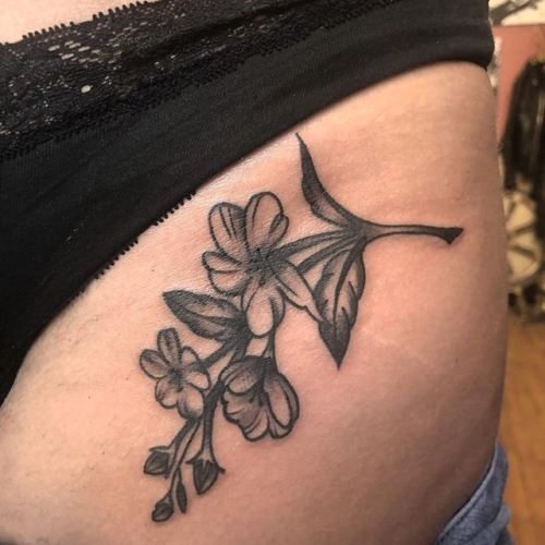 Jasmine flowers for Jasmine ✨ thank you so much! .
.
.
.
#tattoo #blackworktattoo #inkstinct #blackwork #blxckink #blackink #btattooing #blkttt #blackworkers #waverlyink #tttism #rochesterny #flashworkers #rochestertattoo #ladytattooer #tattoodo #workhorseirons #steadfast #onlythedarkest #foxtailtattoos #inkwork #linework #whipshaded #tradworkers #boldtattoo #blackworkartists #blackclawneedles