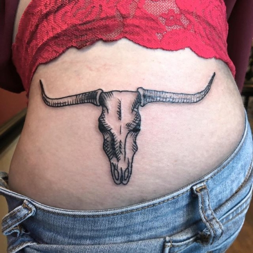 Longhorn skull for Ashley. Thanks so much! .
.
.
.
#tattoo #blackworktattoo #inkstinct #blackwork #blxckink #blackink #btattooing #blkttt #blackworkers #waverlyink #tttism #rochesterny #flashworkers #rochestertattoo #ladytattooer #tattoodo #workhorseirons #steadfast #onlythedarkest #foxtailtattoos #inkwork #linework #whipshaded #tradworkers #boldtattoo #blackworkartists #blackclawneedles