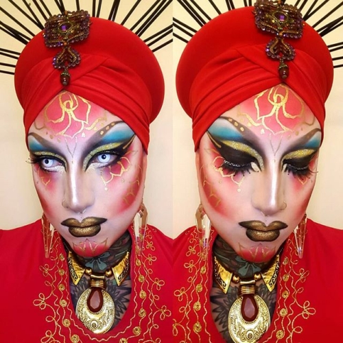 I don't know about everyone else, but I am 100% over seeing posts about 'that thing that's happening'. It's negatively affecting my life, as well as YOUR life. So from now on, until I run out of content, I will be posting old lewks from the past every day, in attempt to brighten up your feed :)
.
.
This lewk was from 2017. The white contacts era!